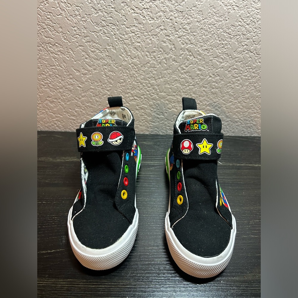 Nintendo Super Mario Kid's Size 11 Sneakers Casual Shoes Black Groundup